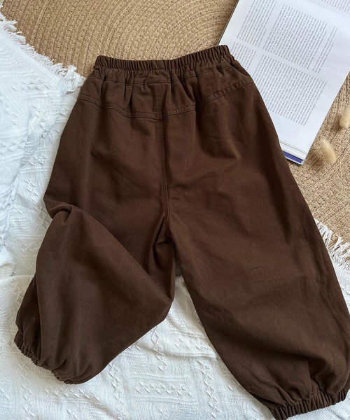 aimoha(アイモハ)の「【aimoha-KIDS-】ワイドカーゴパンツ(カーゴパンツ・キッズ・ブラック/チョコ/ベージュ・90/100/110/120/130)」の12枚目の写真