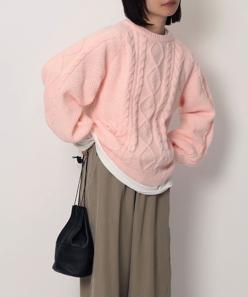 NOAHL（ノアル）の「【NOAHL】ケーブルニット（ニット/セーター・レディース・ブルー/チャコールグレー/グレイッシュベージュ/アイボリー/ブラック/ベージュ/ライトグリーン/ピンク/ブラウン/イエロー/カーキ・FREE/S）」の21枚目の写真