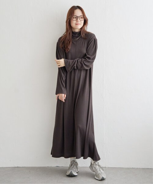 LBC（エルビーシー）の「リブカットソーワンピース（ワンピース・レディース・チャコールグレー/ブラック・M）」の8枚目の写真