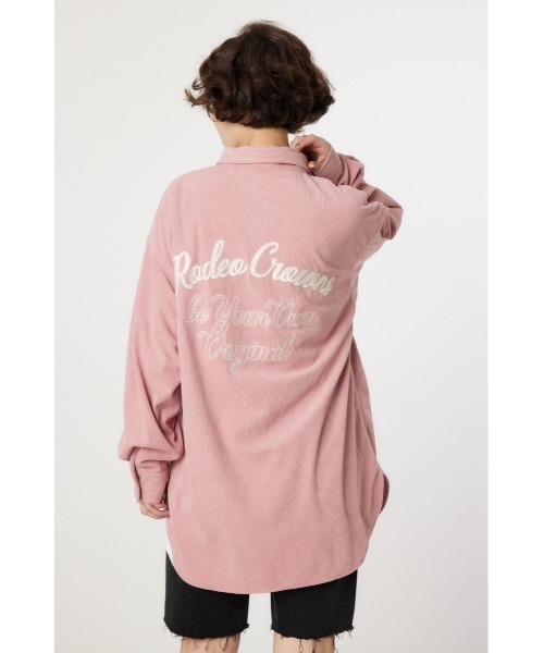RODEO CROWNS WIDE BOWL（ロデオクラウンズワイドボウル）の「LOGOコーデュロイフードシャツ（シャツ/ブラウス・レディース・ダークグリーン/アイボリー/スモークピンク・FREE）」の21枚目の写真