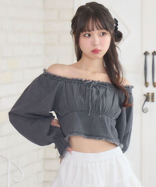 ems excite(エムズエキサイト)の「【セットアップ対応】フリンジデニムBL(シャツ/ブラウス・レディース・ブルー/ブラック/ブラウン・FREE)」の11枚目の写真