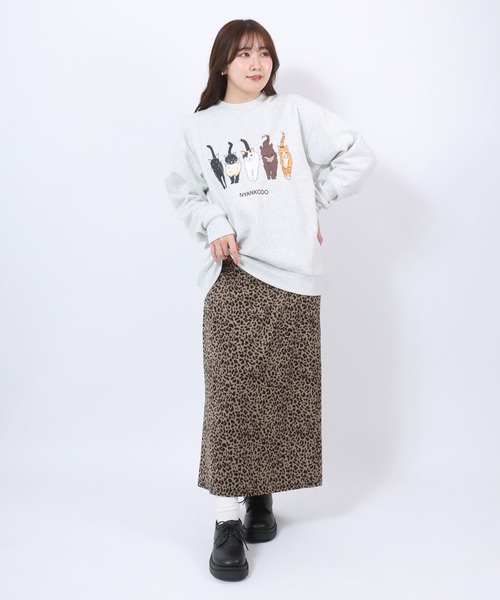 Salong hameu(サロン ハミュー)の「神保町にゃんこ堂 猫プリントスウェットトレーナー メンズ レディース ユニセックス(スウェット・レディース・ホワイト系その他2/カーキ/ホワイト系その他/ホワイト/ブラック/グレー系その他・M/XL/L)」の13枚目の写真