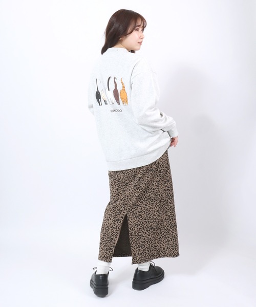 Salong hameu(サロン ハミュー)の「神保町にゃんこ堂 猫プリントスウェットトレーナー メンズ レディース ユニセックス(スウェット・レディース・ホワイト系その他2/カーキ/ホワイト系その他/ホワイト/ブラック/グレー系その他・M/XL/L)」の15枚目の写真