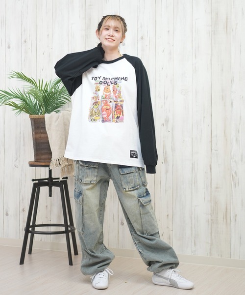TOY MACHINE(トイ マシーン)の「【ムラサキスポーツ限定】 TOY MACHINE/トイマシーン ロンT/長袖ティシャツ オーバーサイズ ラグランロンティ MTMPFLT11(Tシャツ/カットソー・レディース・ホワイト×ブラック/ホワイト×ネイビー・M/L)」の5枚目の写真