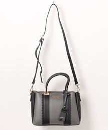 axes femme | タグチャーム付き配色バッグ(ボストンバッグ)