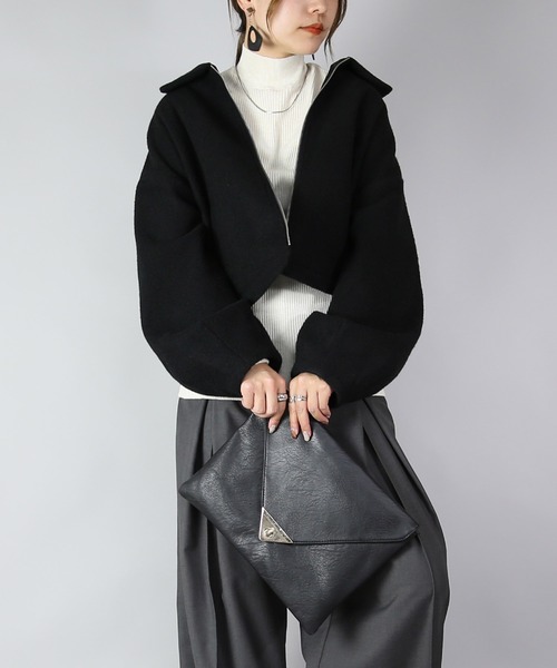 and it_（アンドイット）の「フェイクウールボリュームスリーブショートブルゾン（ブルゾン・レディース・ブラック/チャコール・M）」の5枚目の写真