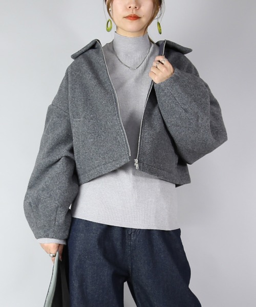 and it_（アンドイット）の「フェイクウールボリュームスリーブショートブルゾン（ブルゾン・レディース・ブラック/チャコール・M）」の8枚目の写真