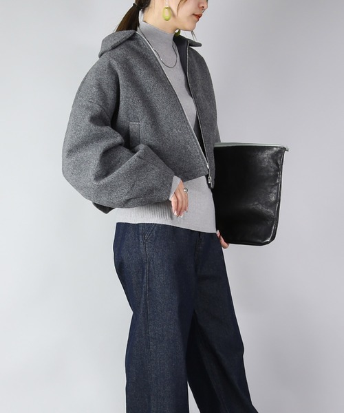 and it_（アンドイット）の「フェイクウールボリュームスリーブショートブルゾン（ブルゾン・レディース・ブラック/チャコール・M）」の9枚目の写真