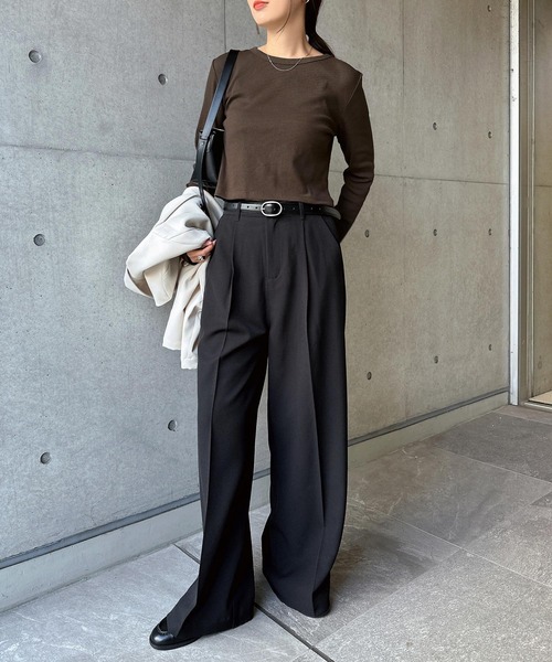 andme(アンドミー)の「【新色追加】テレコリブショート丈クルーネックトップス(Tシャツ/カットソー・レディース・ブラック/杢グレー/オフホワイト/チャコールグレー/ブラウン・M/L)」の10枚目の写真