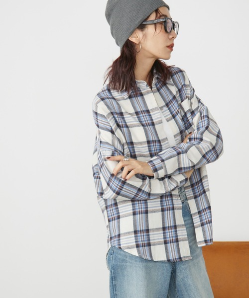 Auntie Rosa Holiday(アンティローザホリデー)の「チェックレギュラーカラーシャツ(シャツ/ブラウス・レディース・ブルー/ブラック・FREE)」の5枚目の写真