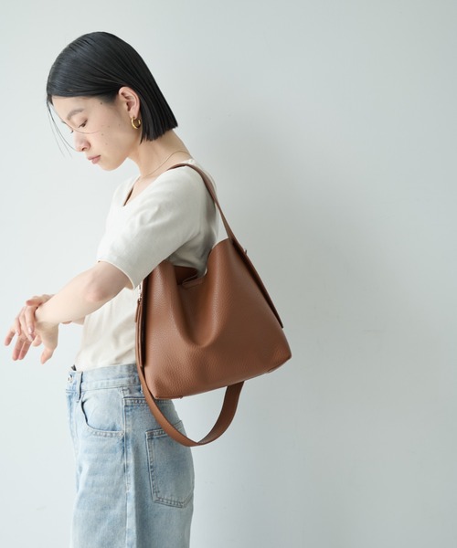 Shelly island（シェリーアイランド）の「2WAYフェイクレザーバッグ（ショルダーバッグ・レディース・ブラック/ブラウン・FREE）」の2枚目の写真