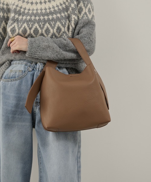 Shelly island（シェリーアイランド）の「2WAYフェイクレザーバッグ（ショルダーバッグ・レディース・ブラック/ブラウン・FREE）」の4枚目の写真