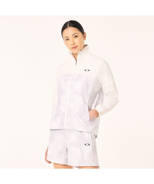 OAKLEY(オークリー)の「オークリー RADIANT MOBILITY JKT 7.0 /JACKET ジャケット/WOMEN'S レディース/スポーツ・トレーニング/OAKLEY(その他アウター・レディース・ブラック系その他/ホワイト系その他・L/M/S/XS)」の2枚目の写真