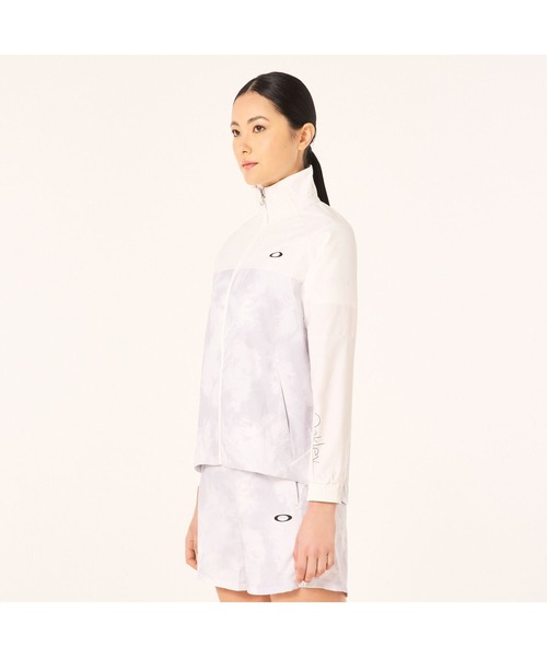 OAKLEY(オークリー)の「オークリー RADIANT MOBILITY JKT 7.0 /JACKET ジャケット/WOMEN'S レディース/スポーツ・トレーニング/OAKLEY(その他アウター・レディース・ブラック系その他/ホワイト系その他・L/M/S/XS)」の17枚目の写真