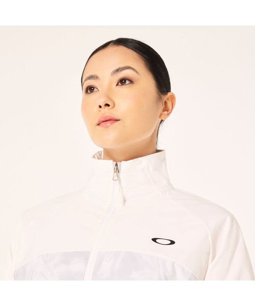 OAKLEY(オークリー)の「オークリー RADIANT MOBILITY JKT 7.0 /JACKET ジャケット/WOMEN'S レディース/スポーツ・トレーニング/OAKLEY(その他アウター・レディース・ブラック系その他/ホワイト系その他・L/M/S/XS)」の19枚目の写真