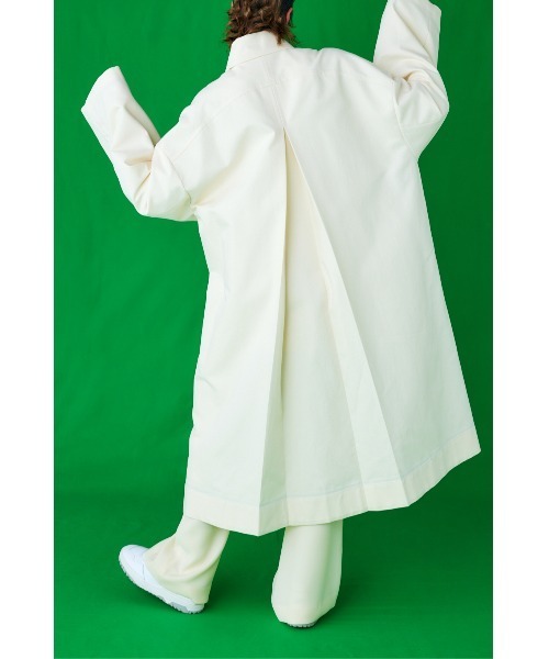 ENFOLD（エンフォルド）の「COTTON DOUBLEステンカラーコート（ステンカラーコート・レディース・キナリ・38/36）」の4枚目の写真