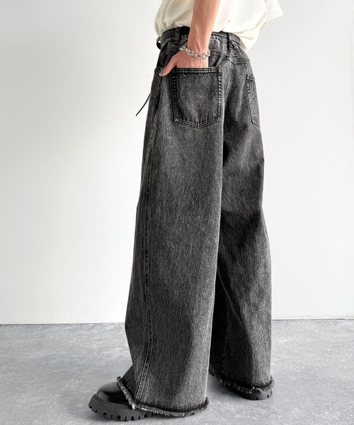 Classical Origin（クラシカルオリジン）の「ヴィンテージ加工ワイド3Dカーブデニムパンツ／Vintage Washed 3D Curve Wide-Leg Denim（デニムパンツ・メンズ・ブルー系2/ブラック系1/ブルー系1・LARGE/MEDIUM/SMALL）」の15枚目の写真