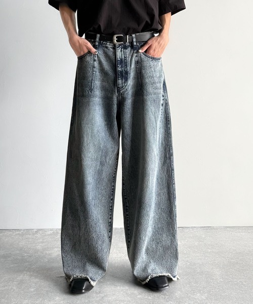 Classical Origin（クラシカルオリジン）の「ヴィンテージ加工ワイド3Dカーブデニムパンツ／Vintage Washed 3D Curve Wide-Leg Denim（デニムパンツ・メンズ・ブルー系2/ブラック系1/ブルー系1・LARGE/MEDIUM/SMALL）」の19枚目の写真