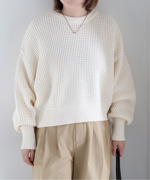 cepo(セポ)の「クロップド丈 ワッフル編みクルーネックプルオーバーニット(ニット/セーター・レディース・ベージュ系その他/ブラック系その他/サックスブルー/オフホワイト・M)」の14枚目の写真