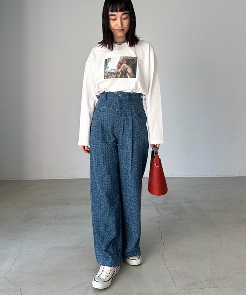Doux archives(ドゥアルシーヴ)の「クラッシュデニムタックパンツ(デニムパンツ・レディース・ブルー/ネイビー・SMALL/MEDIUM)」の14枚目の写真