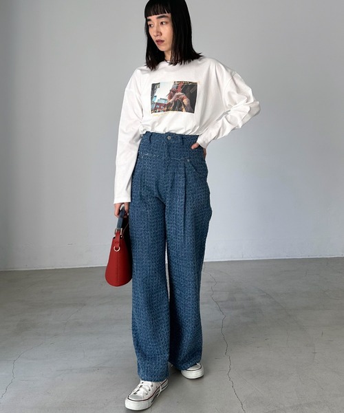 Doux archives(ドゥアルシーヴ)の「クラッシュデニムタックパンツ(デニムパンツ・レディース・ブルー/ネイビー・SMALL/MEDIUM)」の12枚目の写真