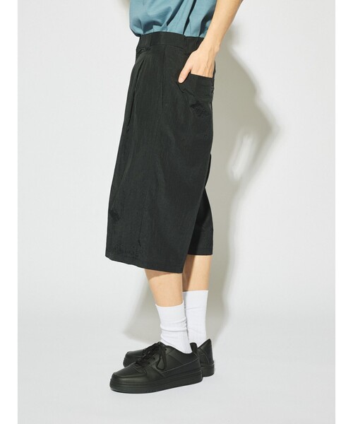 MIDIUMISOLID(ミディウミソリッド)の「MIDIUMISOLID Men’s ナイロンハーフパンツ(その他パンツ・メンズ・ベージュ/ブラック・48)」の12枚目の写真