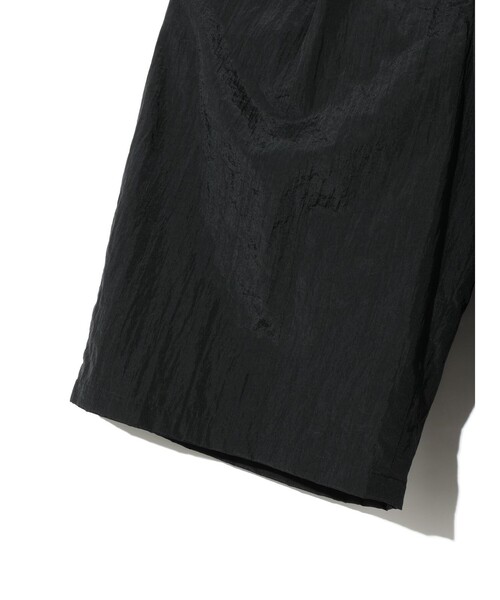 MIDIUMISOLID(ミディウミソリッド)の「MIDIUMISOLID Men’s ナイロンハーフパンツ(その他パンツ・メンズ・ベージュ/ブラック・48)」の18枚目の写真