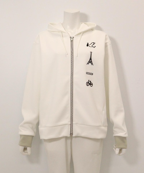Picone CLUB(ピッコーネクラブ)の「刺繍ワッペンジップパーカー(パーカー・レディース・ホワイト/ブラック/ライトグリーン/イエロー・L/M/S)」の2枚目の写真