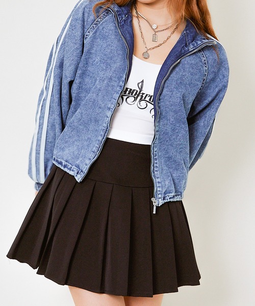 GORGE（ゴージ）の「《ライン入り×ショート丈》レディース デニム ブルゾン ドローコード ストリート 春秋アウター（ブルゾン・レディース・ブラック/ブルー・F）」の19枚目の写真