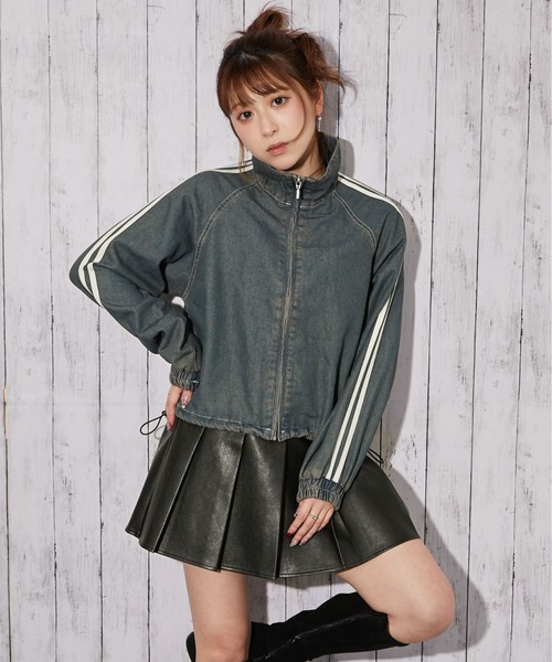 GORGE（ゴージ）の「《ライン入り×ショート丈》レディース デニム ブルゾン ドローコード ストリート 春秋アウター（ブルゾン・レディース・ブラック/ブルー・F）」の20枚目の写真