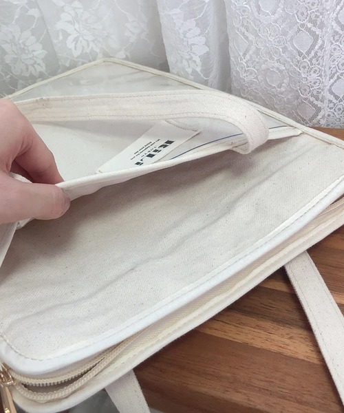 merrylatte（メリーラテ）の「キャンバスPCケース（トートバッグ・レディース・アイボリー・FREE）」の7枚目の写真