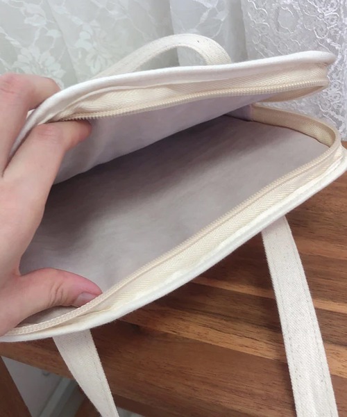 merrylatte（メリーラテ）の「キャンバスPCケース（トートバッグ・レディース・アイボリー・FREE）」の8枚目の写真