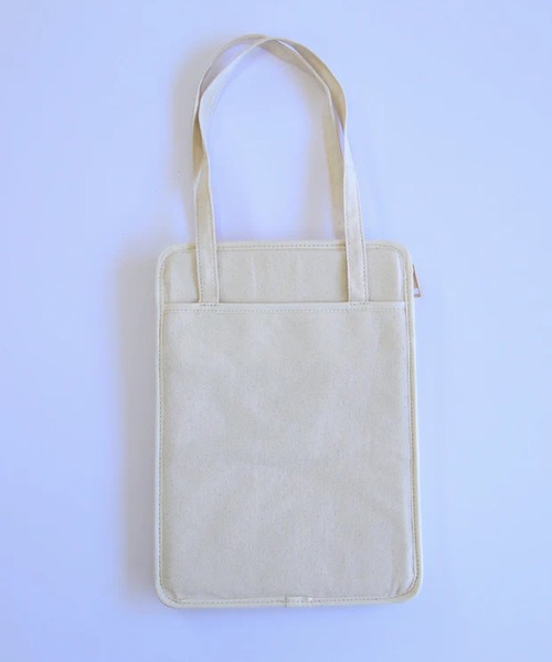 merrylatte（メリーラテ）の「キャンバスPCケース（トートバッグ・レディース・アイボリー・FREE）」の11枚目の写真