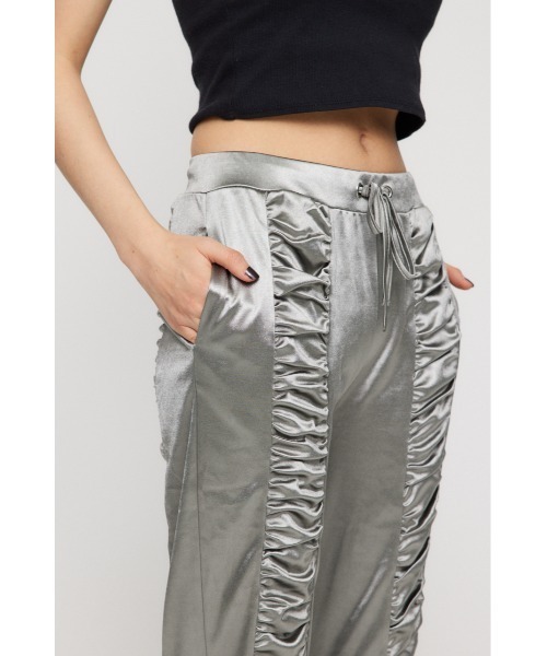 LAGUA GEM（ラグアジェム）の「SHINY GATHER パンツ（その他パンツ・レディース・ライトベージュ/ブラック/グレー・MEDIUM/SMALL）」の16枚目の写真