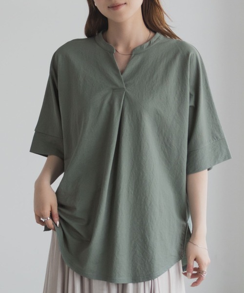 NAVY(ネイビー)の「nAvy SARARI 接触冷感 スキッパー5分袖ブラウス(Tシャツ/カットソー・レディース・ライトベージュ/ブラック/ホワイト/ブルー/ネイビー/ベージュ系/グリーン系/グレー・M/L)」の7枚目の写真