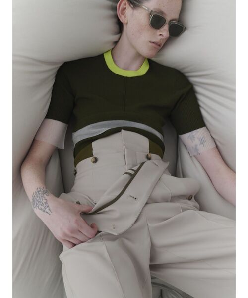 UN3D.（アンスリード）の「COLOR BLOCK SHEER TOP / カラーブロックシアートップ（ニット/セーター・レディース・ベージュ/ブラック/カーキ・36/38）」の21枚目の写真