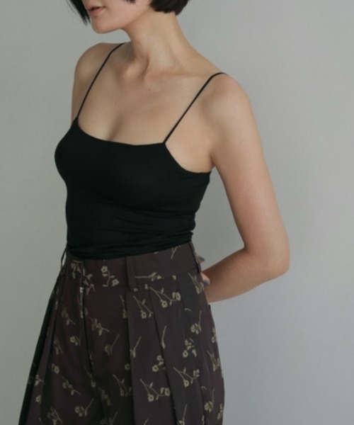 anuke（アンヌーク）の「anuke Cupin Camisole（キャミソール・レディース・ホワイト/ブラック・FREE）」の4枚目の写真