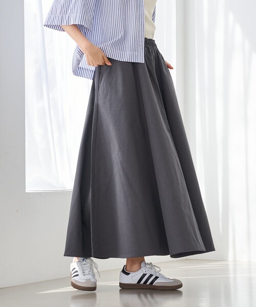 Dickies（ディッキーズ）の「【WEB限定】Dickies（ディッキーズ）イージーフレアスカート（スカート・レディース・ダークグレー/ベージュ・M/L）」の4枚目の写真