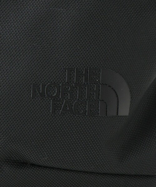 THE NORTH FACE（ザノースフェイス）の「＜THE NORTH FACE＞ピレネー S ショルダーバッグ（ショルダーバッグ・レディース・ライトグレー/ブラック・FREE）」の22枚目の写真