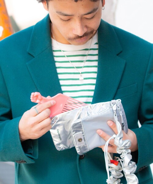 Topologie（トポロジー）の「Topologie/トポロジー Phone Sacoche フォンサコッシュ バッグ単体（スマホグッズ・レディース・シルバー/ブラック・ONE SIZE）」の7枚目の写真