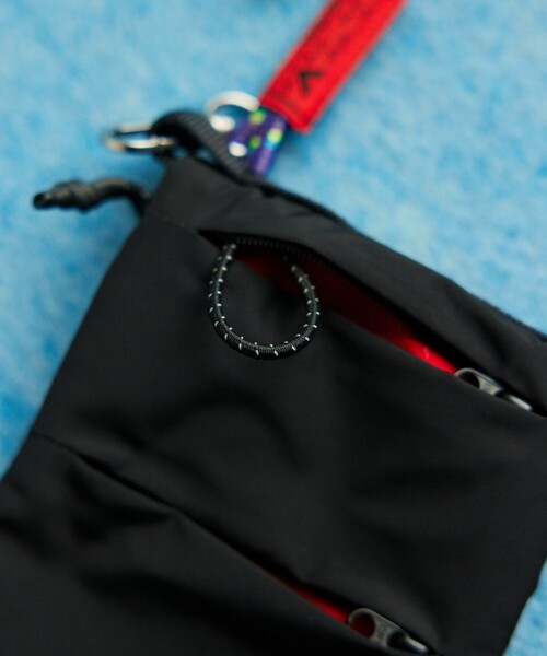 Topologie（トポロジー）の「Topologie/トポロジー Phone Sacoche フォンサコッシュ バッグ単体（スマホグッズ・レディース・シルバー/ブラック・ONE SIZE）」の21枚目の写真