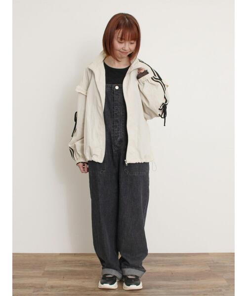 Samansa Mos2(サマンサ モスモス)の「フリルトラックジャケット(ブルゾン・レディース・ネイビー/カーキ/オフホワイト・F)」の9枚目の写真