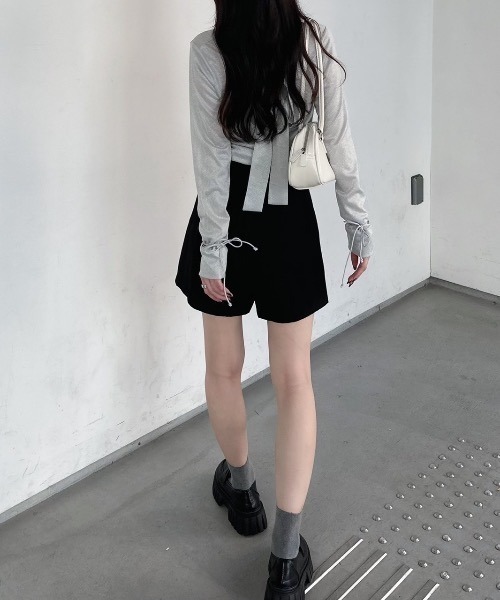 nemne store（ネンネストア）の「《Delfy》ダーツショートパンツ セットアップ可能（その他パンツ・レディース・ピンク系/ブラック系/アイボリー/ライトグレー・SMALL/MEDIUM）」の6枚目の写真