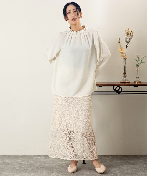 MILLION CARATS(ミリオンカラッツ)の「品よく女っぽい! 繊細な刺繍が魅せる大人の余裕。春映えコード刺繍レーススカート(スカート・レディース・オフホワイト/ブラック/サックスブルー・FREE)」の17枚目の写真