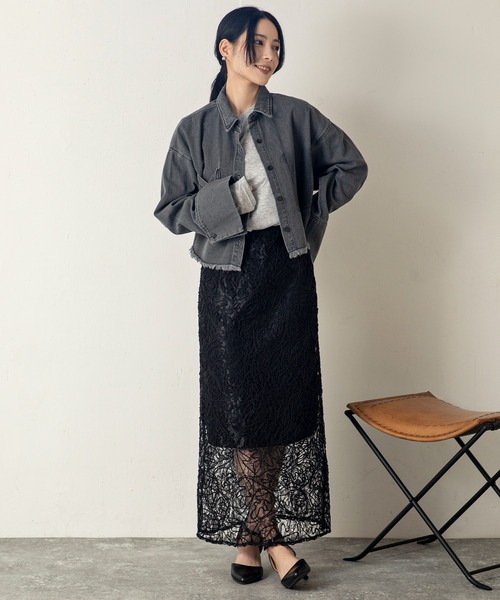 MILLION CARATS(ミリオンカラッツ)の「品よく女っぽい! 繊細な刺繍が魅せる大人の余裕。春映えコード刺繍レーススカート(スカート・レディース・オフホワイト/ブラック/サックスブルー・FREE)」の21枚目の写真