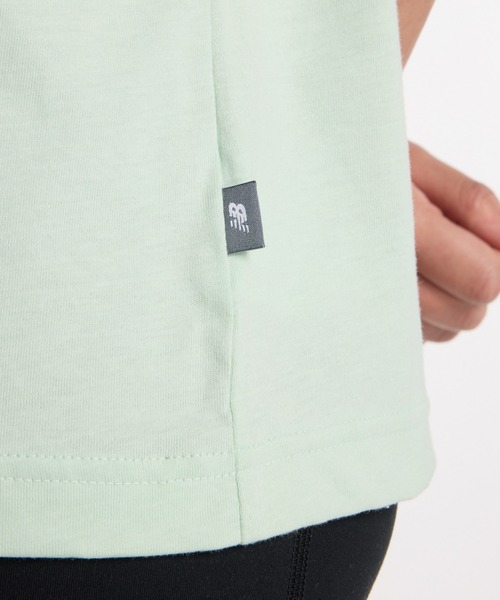 NEW BALANCE（ニューバランス）の「グラフィックオーバーサイズドショートスリーブTシャツ（Tシャツ/カットソー・レディース・ブラック/ミント/オフホワイト・LARGE/MEDIUM/SMALL）」の18枚目の写真