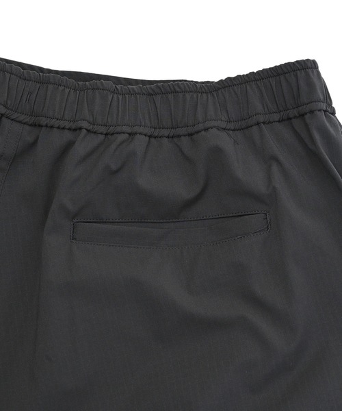 NEW BALANCE(ニューバランス)の「ワイドカーゴショーツ(カーゴパンツ・メンズ・ブラック/カーキ/サンドグレー・MEDIUM/SMALL/XX-LARGE/X-LARGE/LARGE)」の14枚目の写真