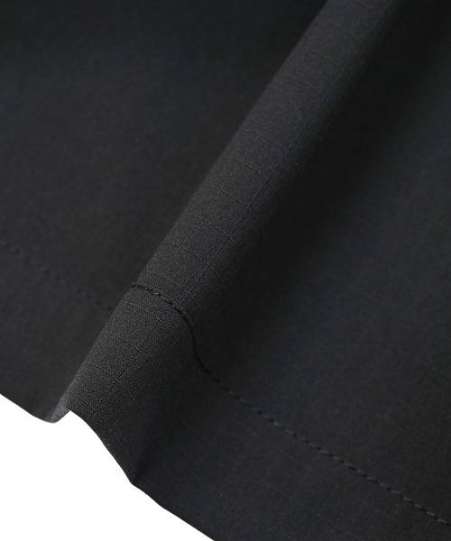 NEW BALANCE(ニューバランス)の「ワイドカーゴショーツ(カーゴパンツ・メンズ・ブラック/カーキ/サンドグレー・MEDIUM/SMALL/XX-LARGE/X-LARGE/LARGE)」の17枚目の写真