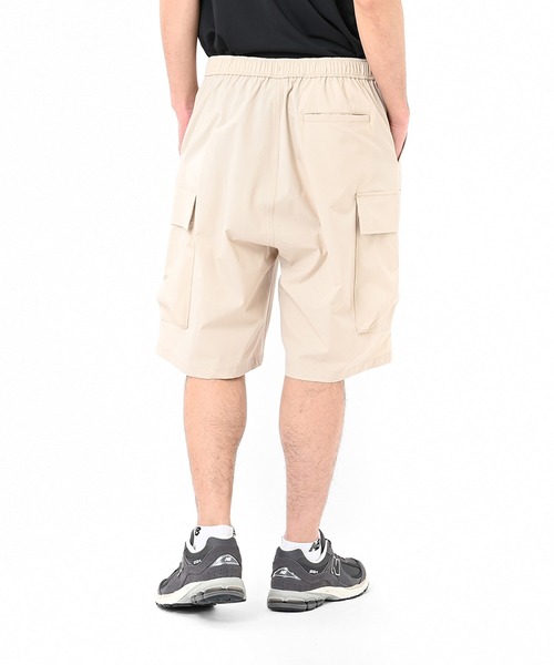 NEW BALANCE(ニューバランス)の「ワイドカーゴショーツ(カーゴパンツ・メンズ・ブラック/カーキ/サンドグレー・MEDIUM/SMALL/XX-LARGE/X-LARGE/LARGE)」の22枚目の写真