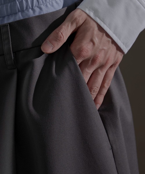 LUCY（ルーシー）の「LUCY/ダブルウエストバギースラックス（スラックス・メンズ・グレー・MEDIUM/LARGE）」の15枚目の写真